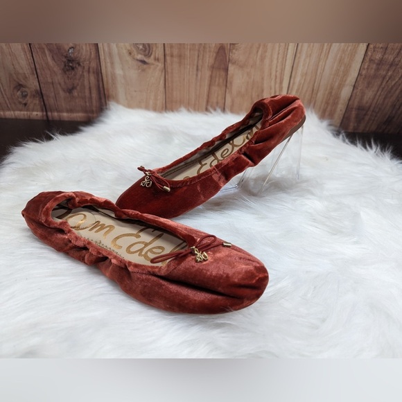 Sam Edelman Felicia Canyon Orange Velvet Ballet Flat Size Women's 7.5 NWOT - Picture 2 of 4